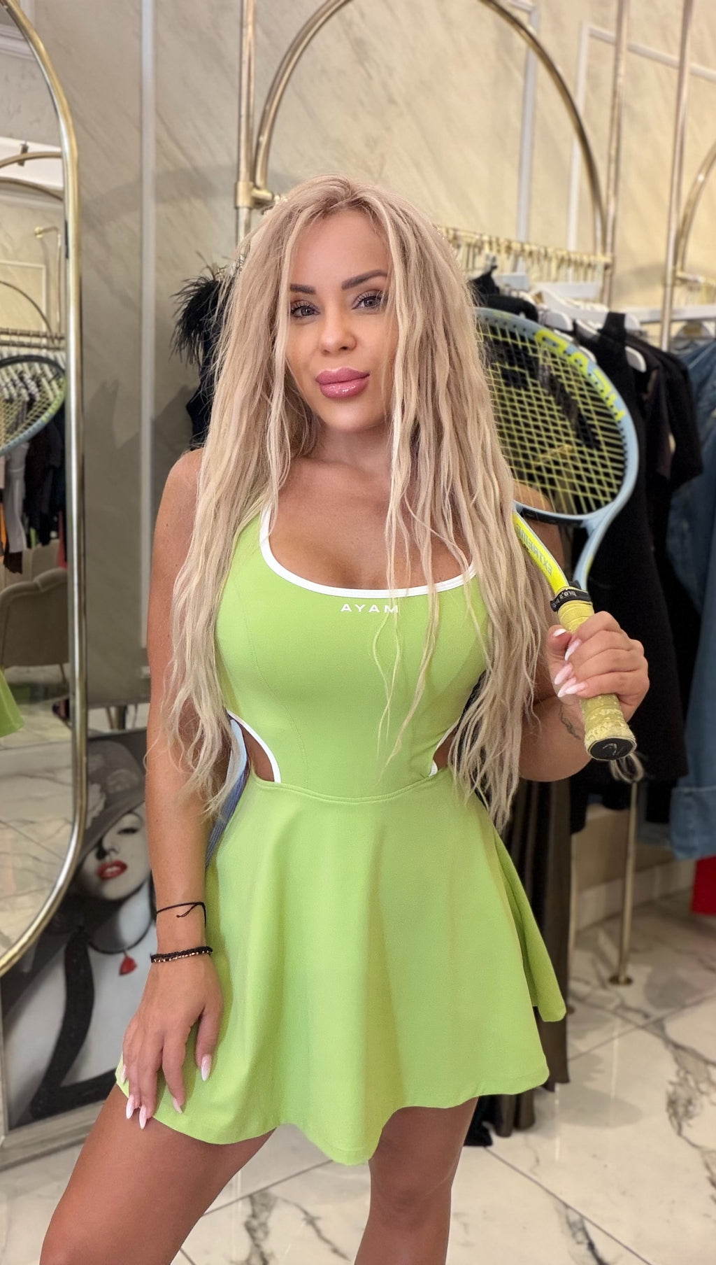 Спортна рокля с клинче Green