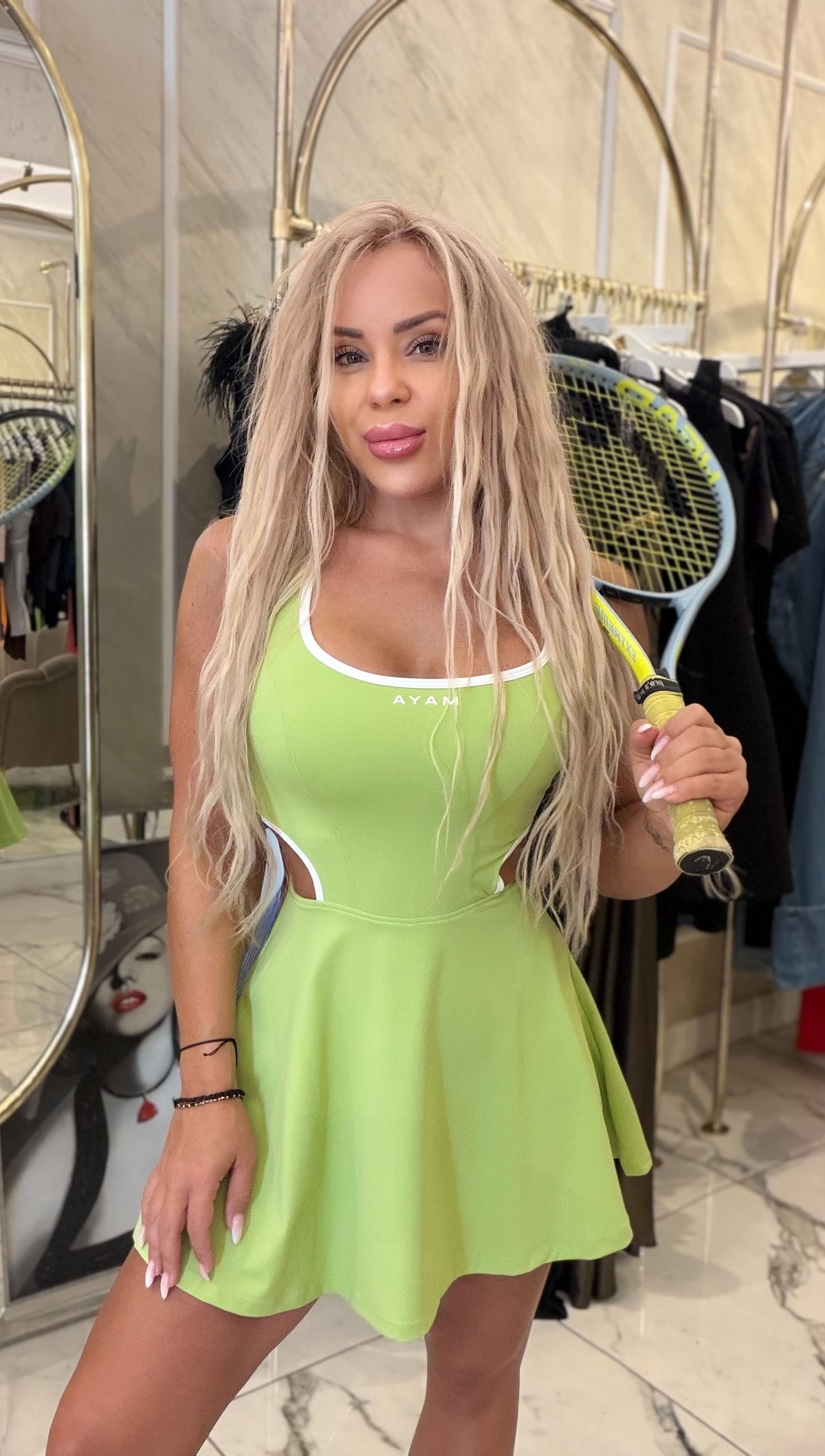 Спортна рокля с клинче Green