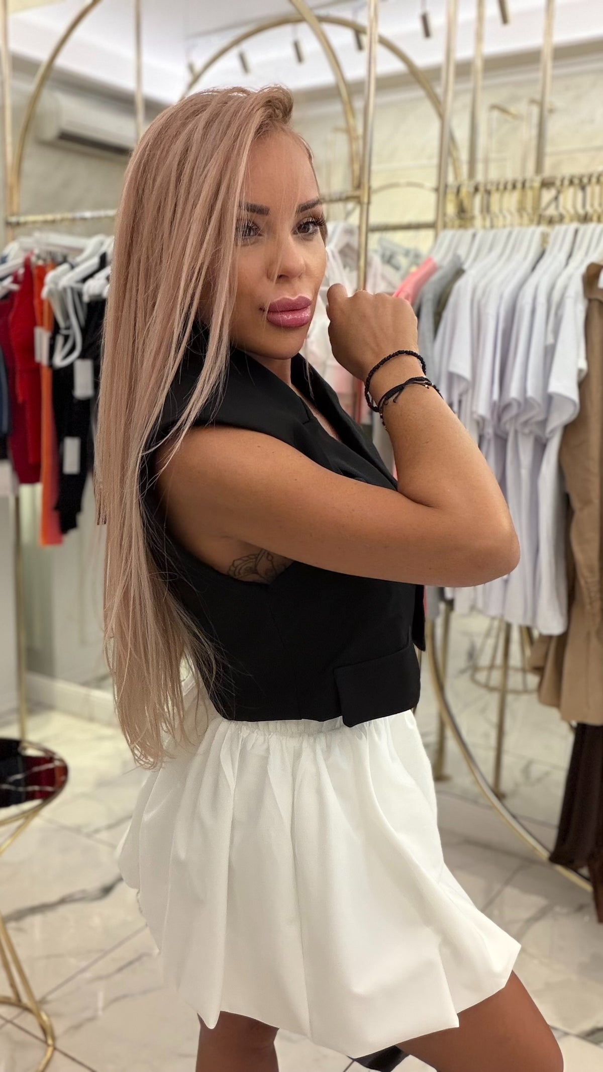 Елек Black Milano