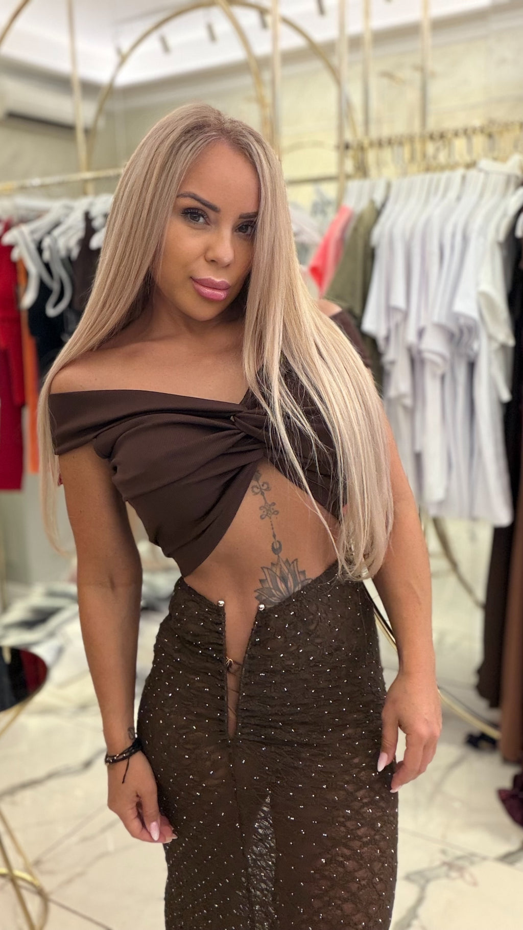 Топ Dark Brown